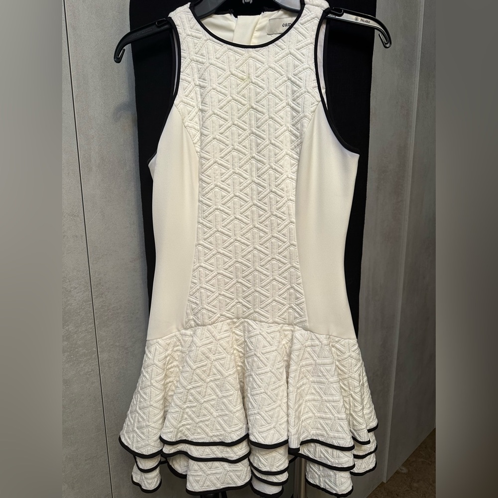 CAMEO White Frill Skirt Size XS- slightly defected